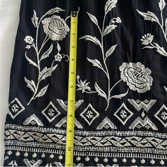 Johnny Was Embroidered Dress - Excellent Condition - Medium - Picture 5 of 7